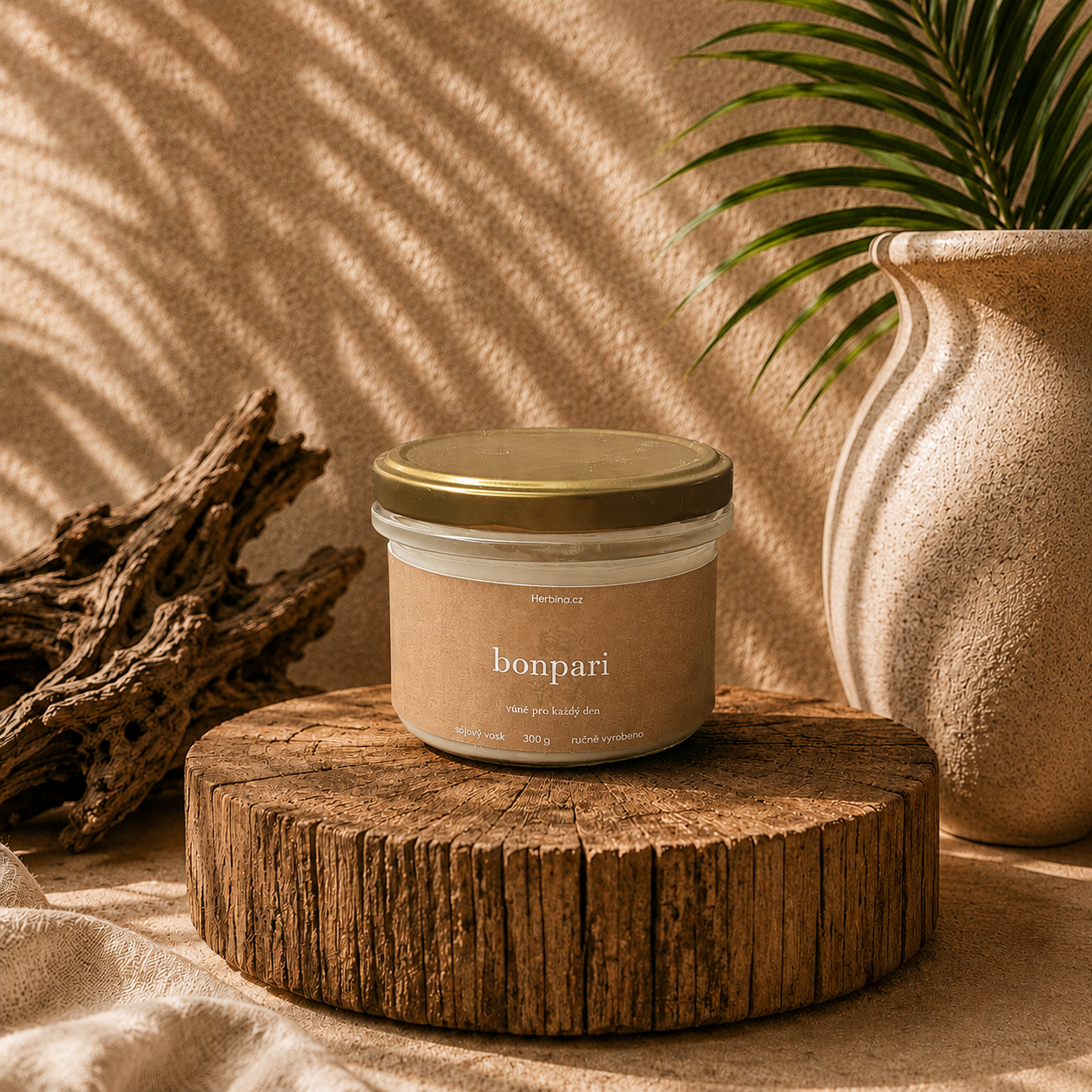 Vonná svíčka ve skle - Bonpari (300g)